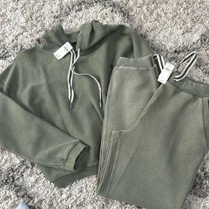 NWT Aerie Sweatset